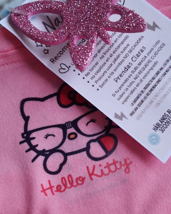 Camiseta Hello Kitty Profesiones