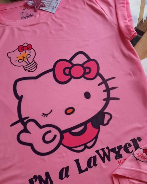 Camiseta Hello Kitty Profesiones