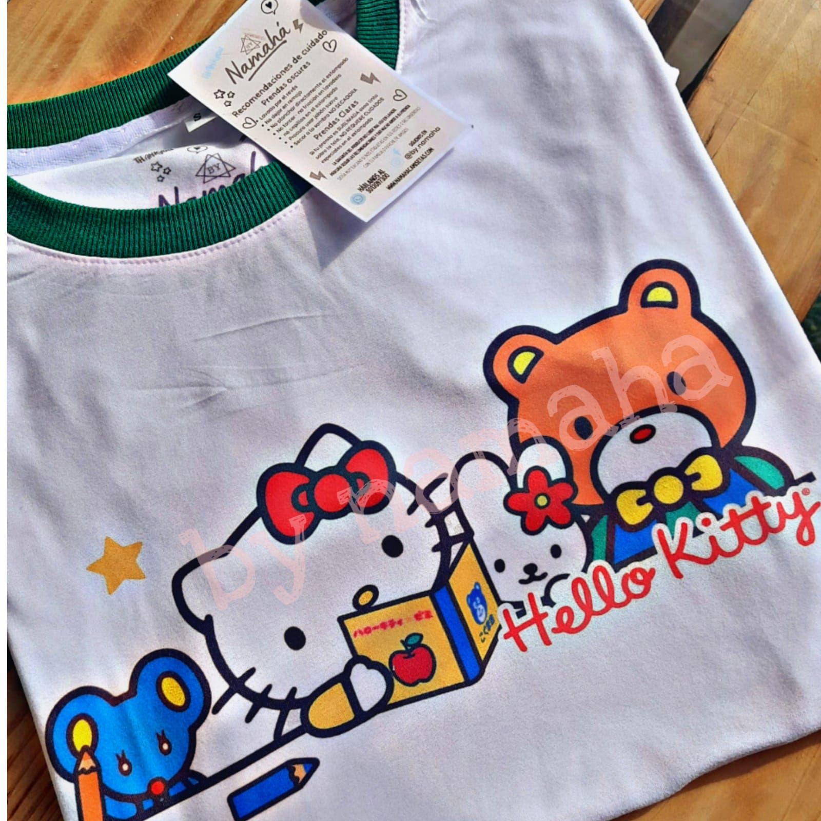 Camiseta Hello Kitty School