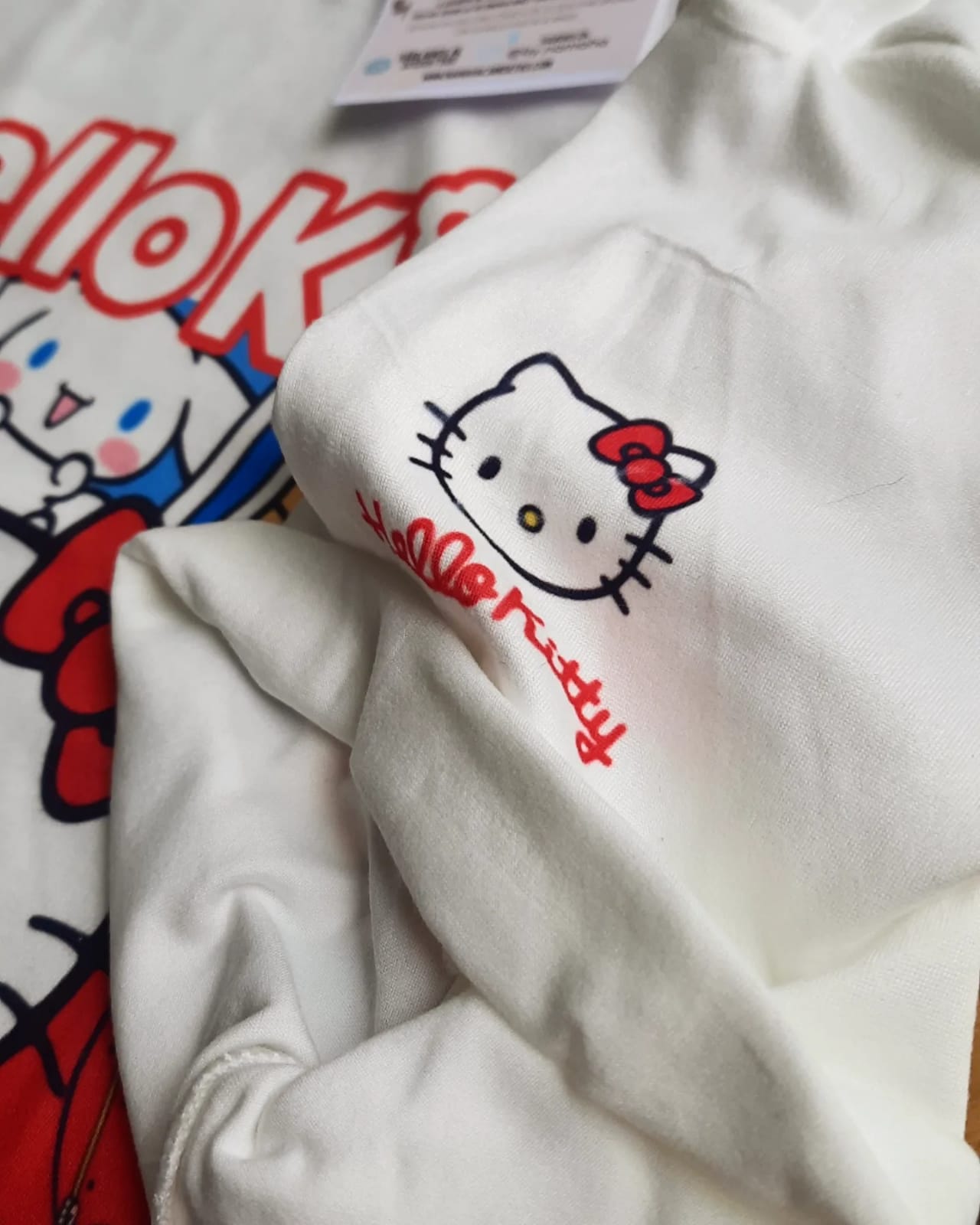 Camiseta Hello Kitty Friends