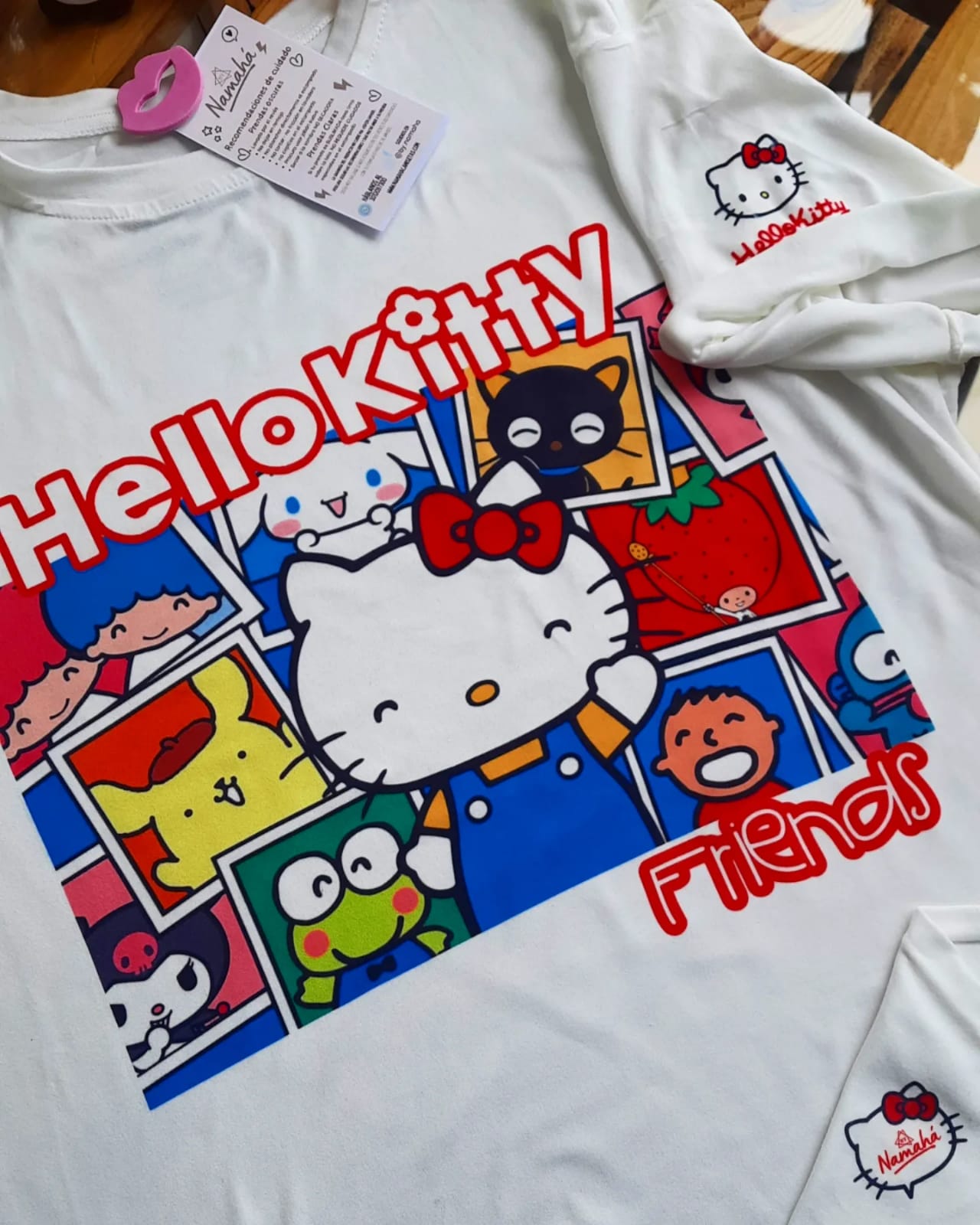 Camiseta Hello Kitty Friends