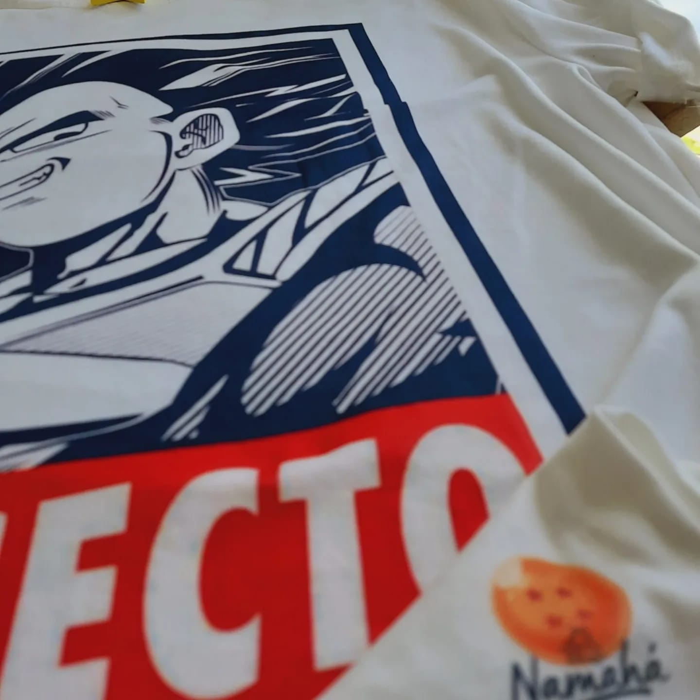 Camiseta VEGETA INSECTO