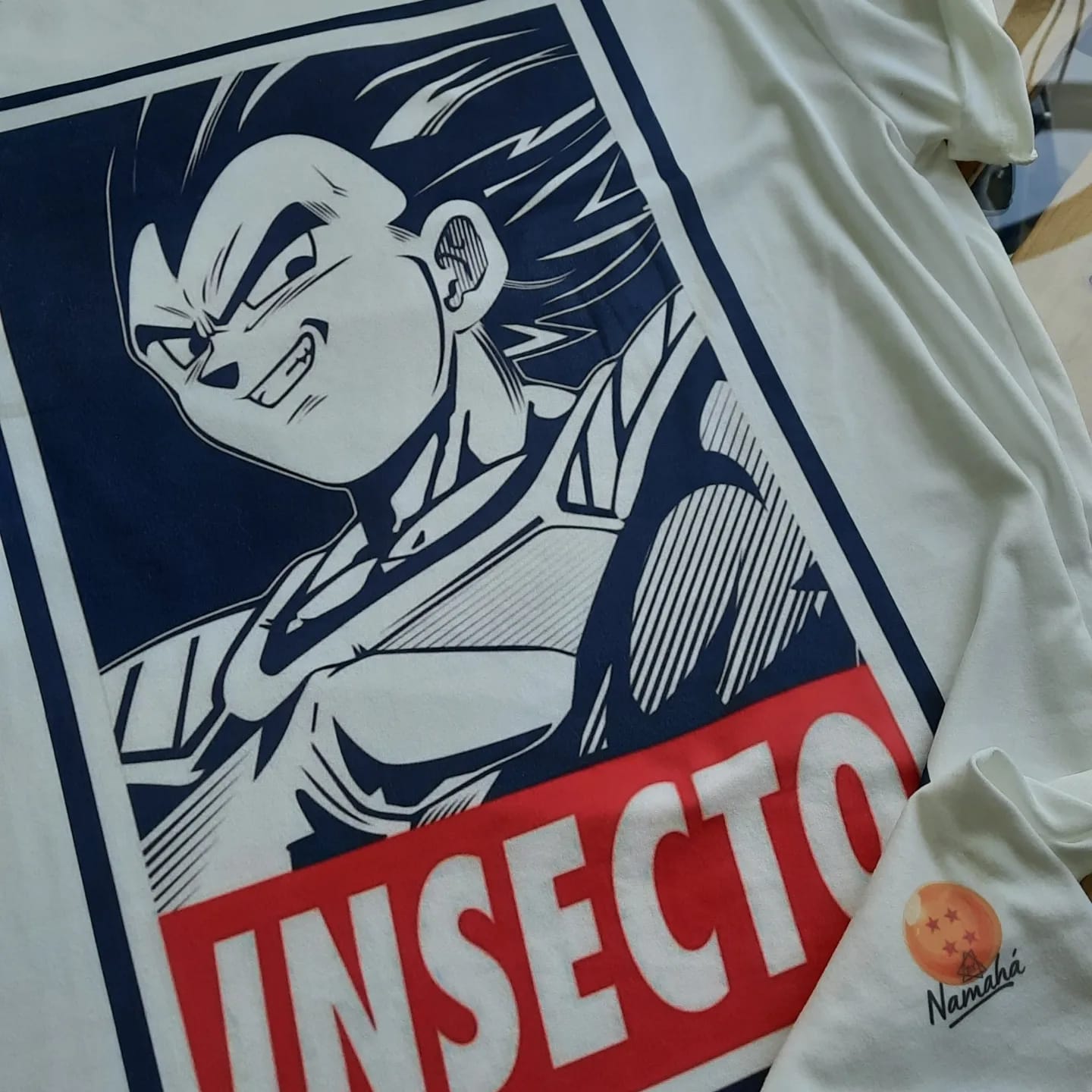 Camiseta VEGETA INSECTO