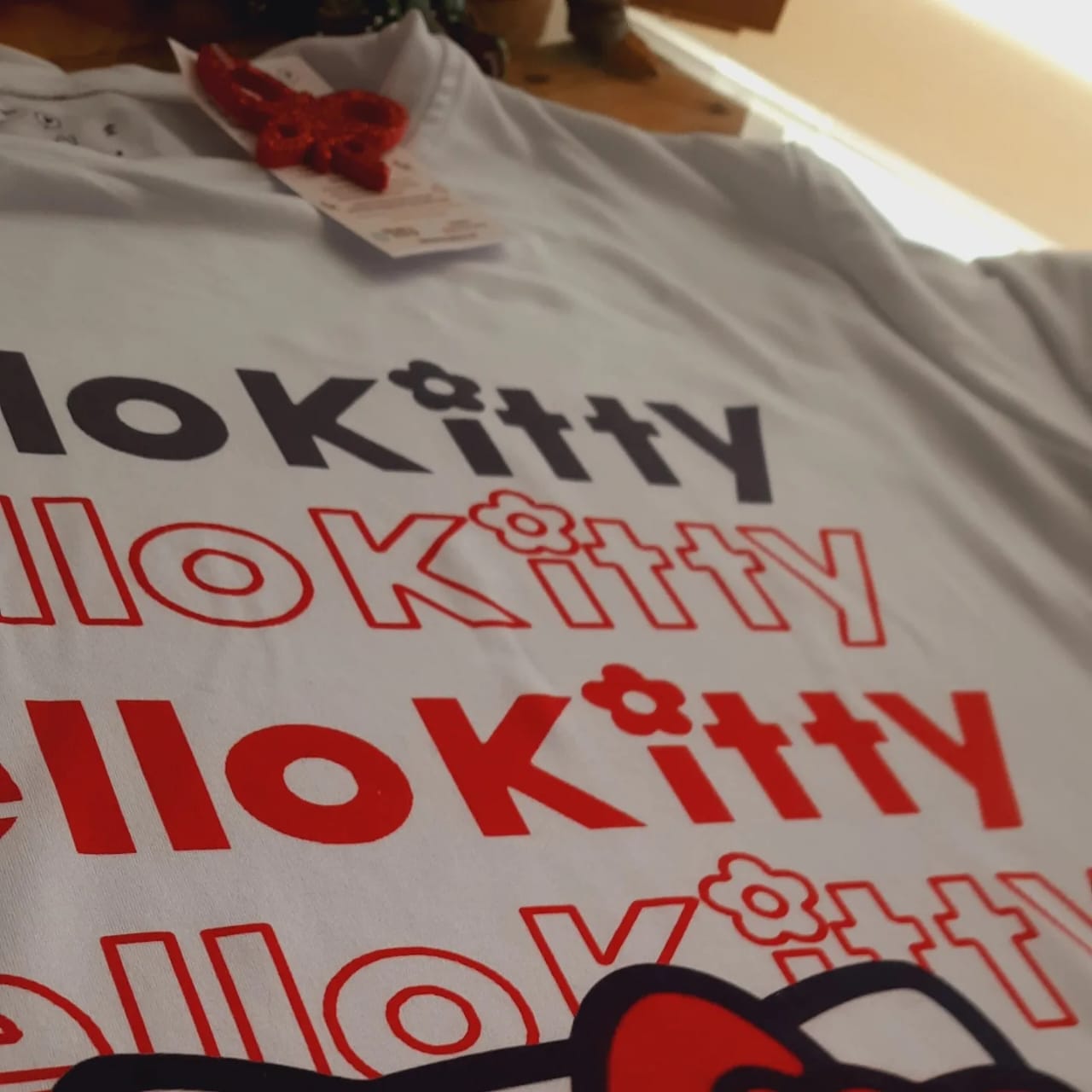 Camiseta Hello Kitty Red