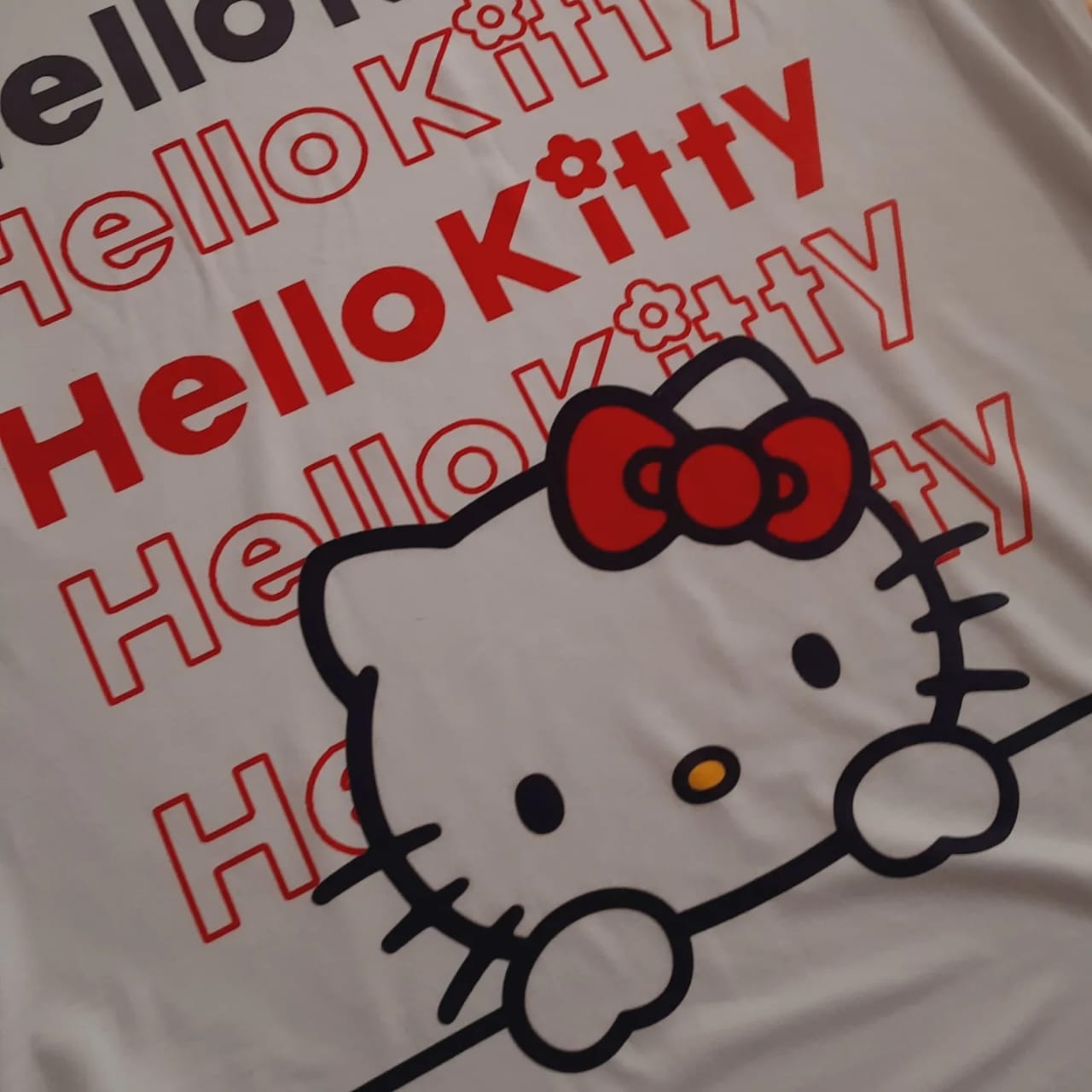 Camiseta Hello Kitty Red