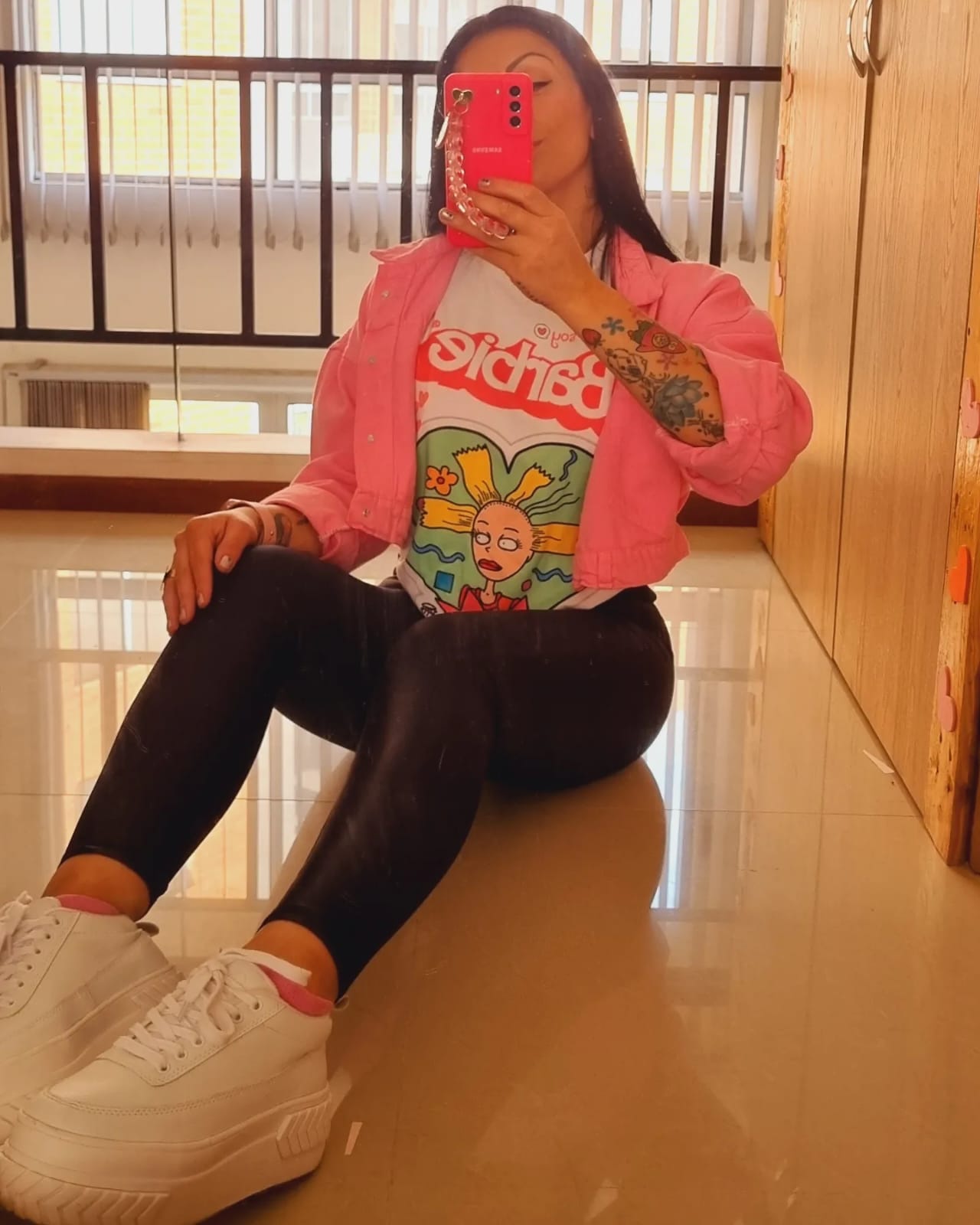 CAMISETA BARBIE CYNTHIA LOVE 90S