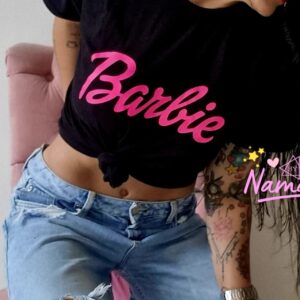 Camiseta Barbie Negra Rosita