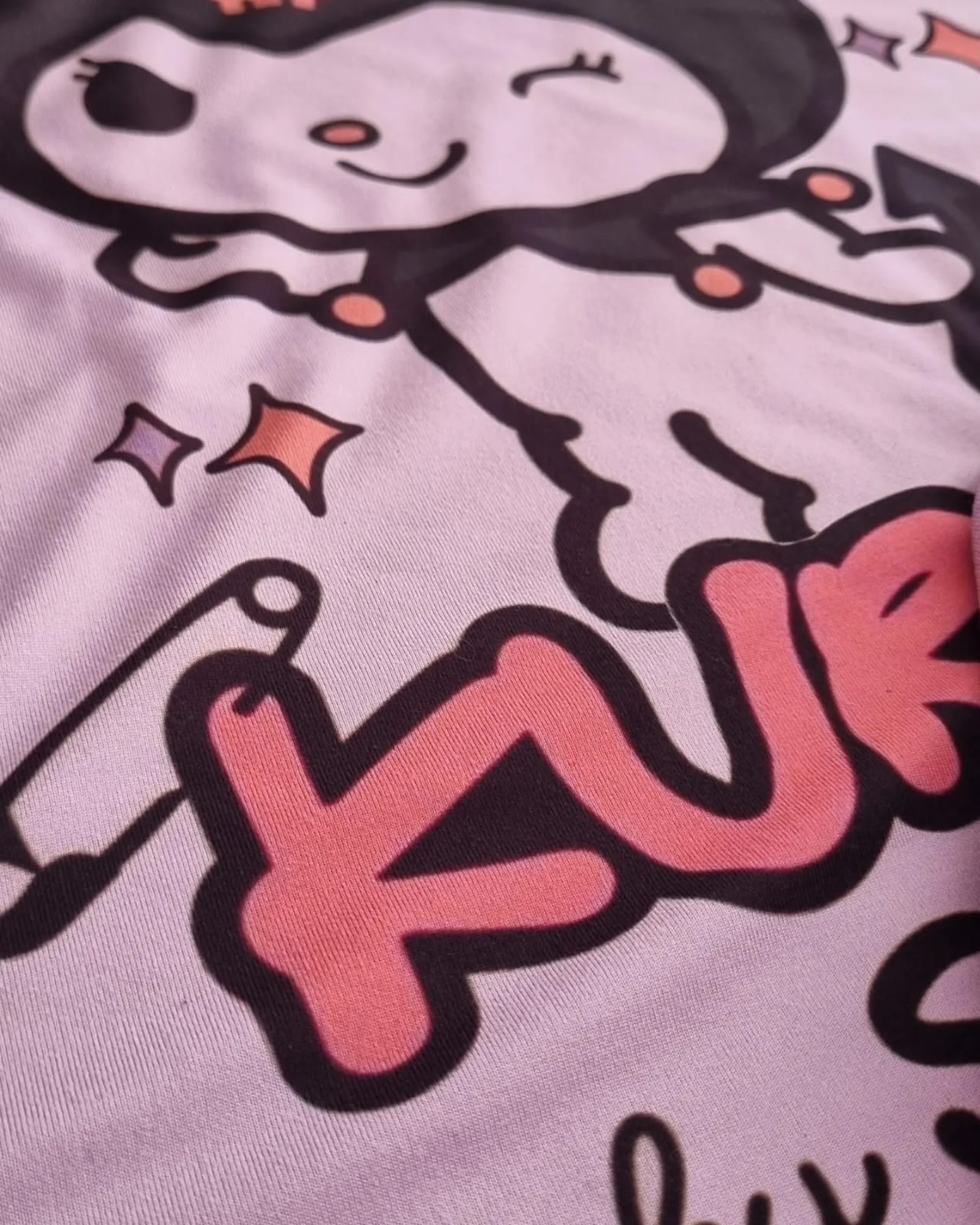CAMISETA KUROMI SANRIO