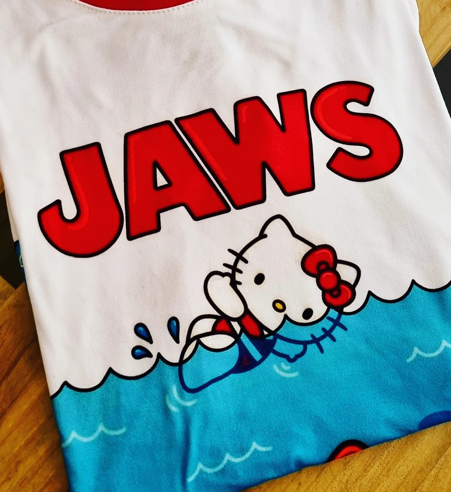 CAMISETA JAWS HELLOKITTY
