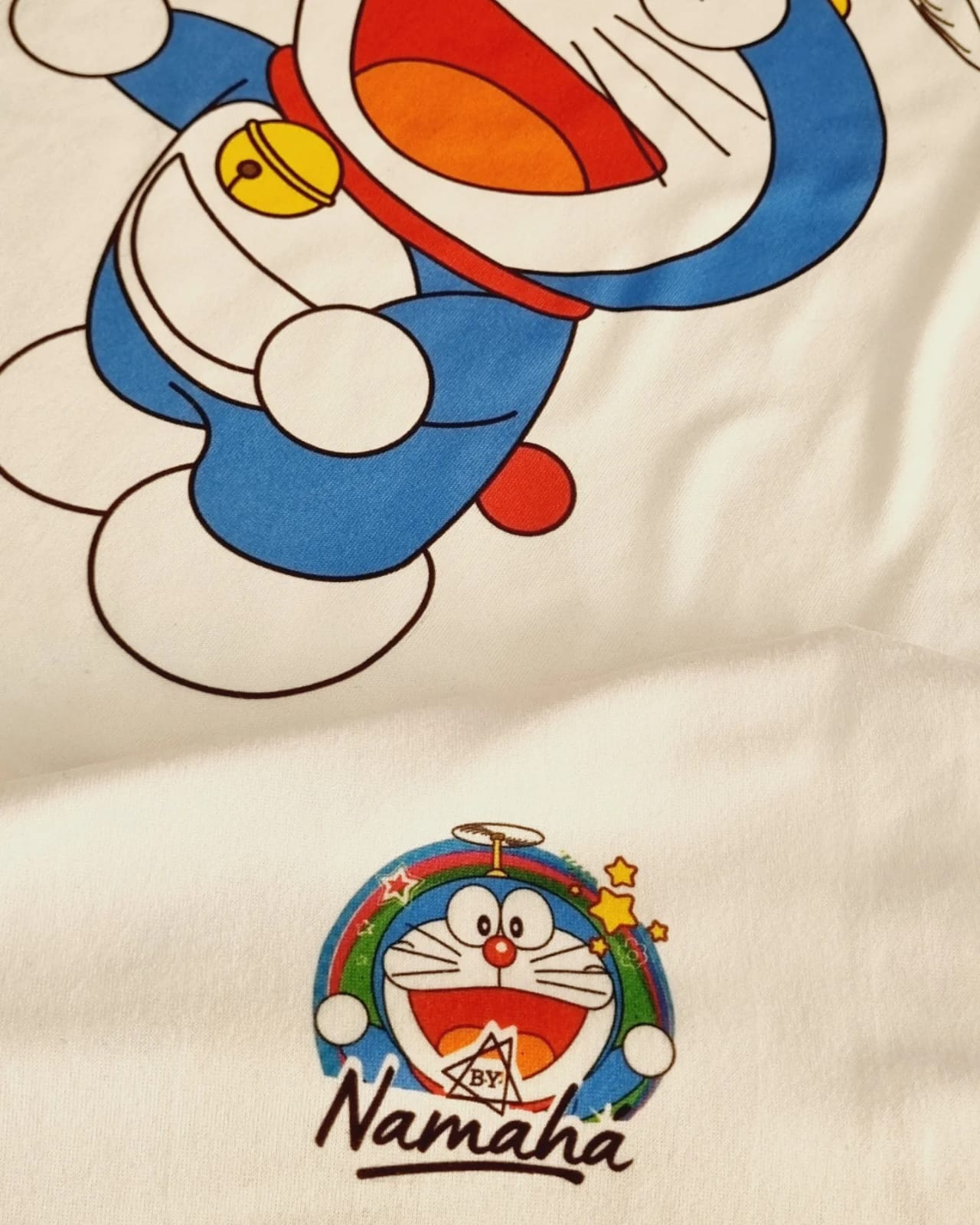Camiseta DORAEMON FRIENDS - El gato Cósmico