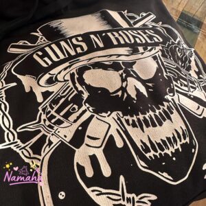 GUNS AND ROSES