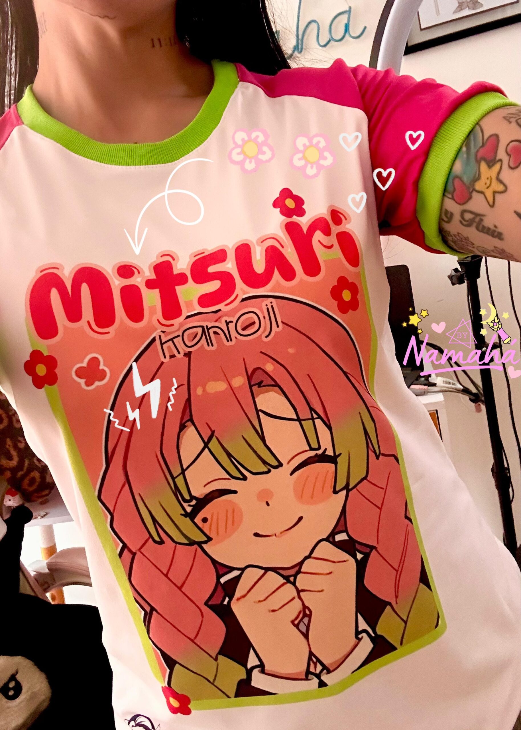 CAMISETA MITSURI DEMON SLAYER